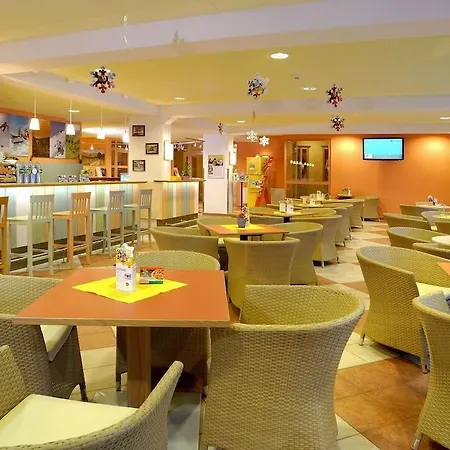 Hotel Jufa - Summercard Included