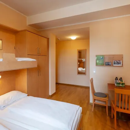 Hotel Jufa - Summercard Included