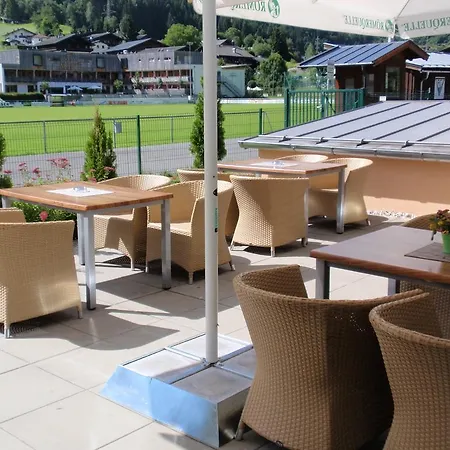 Hotel Jufa - Inklusive Sommerkarte Zell Am &